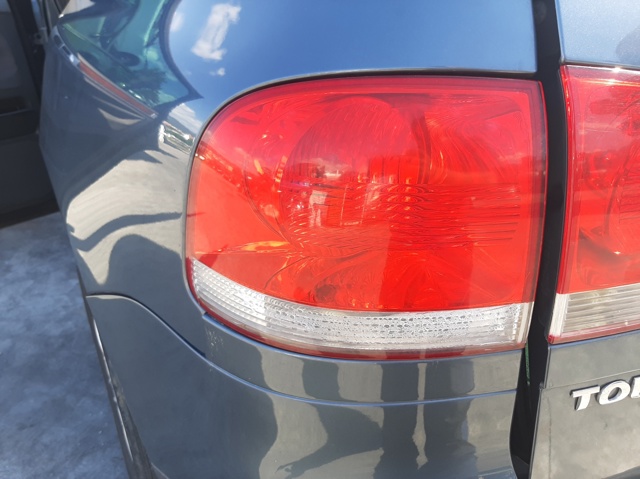 7L6945095P VAG