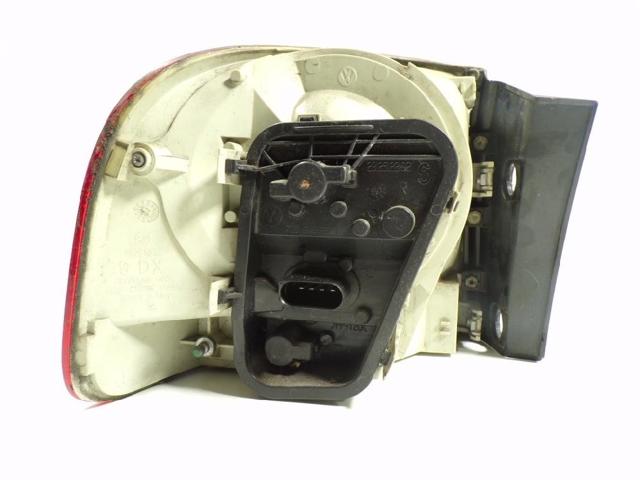 7L6945096P Piloto trasero exterior derecho  comprar en Pontevedra