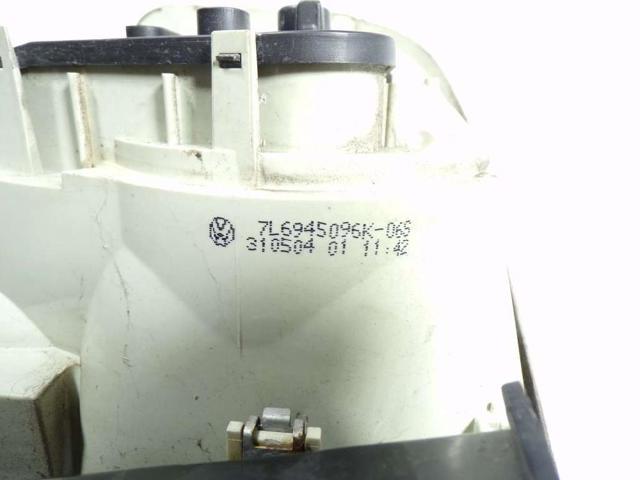 VAG 7L6945096P Piloto trasero exterior derecho  en stock Valencia