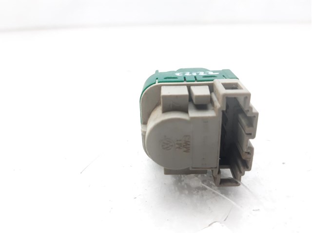 Interruptor pedal freno para volkswagen touareg 2.5 r5 tdi bac 7L6945511