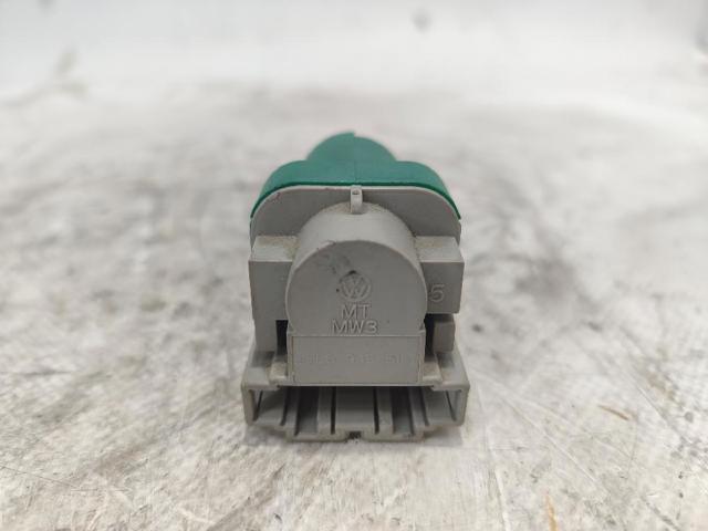 VAG 7L6945511 Interruptor de luz de freno  en stock Salamanca