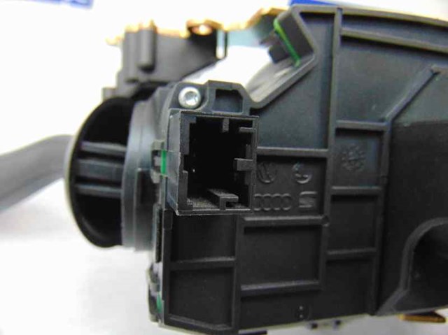 VAG 7L6953549D Módulo de control de interruptores de la columna de dirección  disponible España