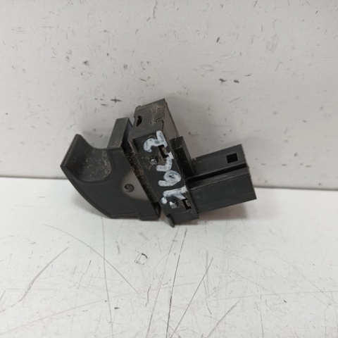 7L6959855 Botón de elevalunas delantero derecho comprar Girona