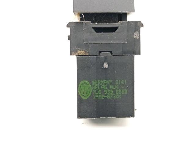 7L6959855 Botón de encendido del motor del elevalunas delantero derecho  comprar en Pontevedra