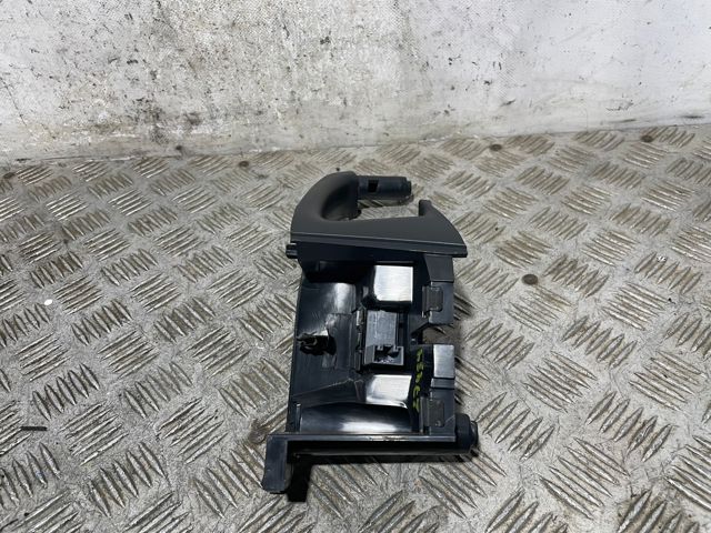 7L6959855B Botón de encendido del motor del elevalunas delantero derecho  comprar en Pontevedra