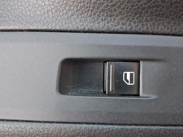 7L6959855BREH VAG Botón de encendido del motor del elevalunas delantero derecho  disponible Alicante
