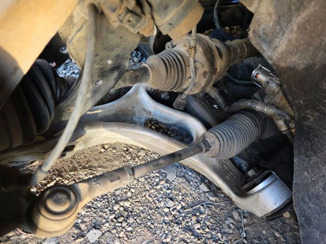 VAG 7L8407151K Brazo inferior izquierdo de la suspensión delantera  comprar en Murcia