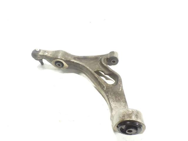 VAG 7L8407151K Brazo inferior izquierdo de la suspensión delantera  en stock Salamanca