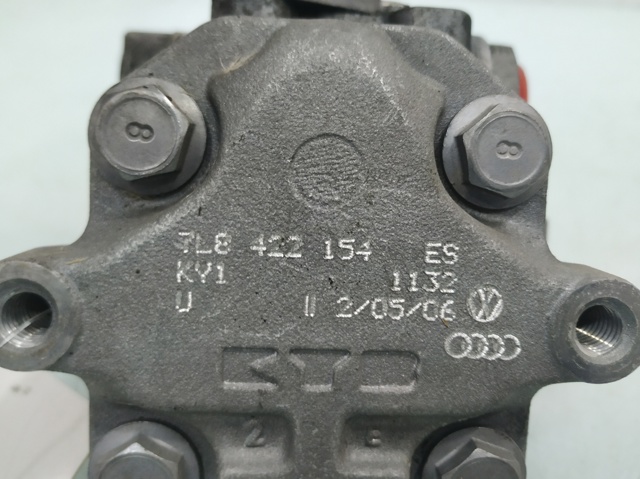 VAG 7L8422154 Bomba de dirección asistida  disponible Valladolid