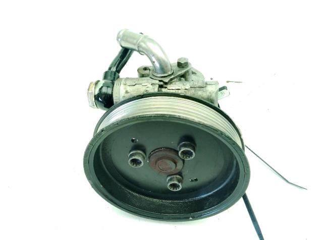 7L8422154D Bomba de dirección asistida  comprar en Reus