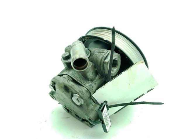 7L8422154D VAG Bomba de dirección asistida  disponible Ourense