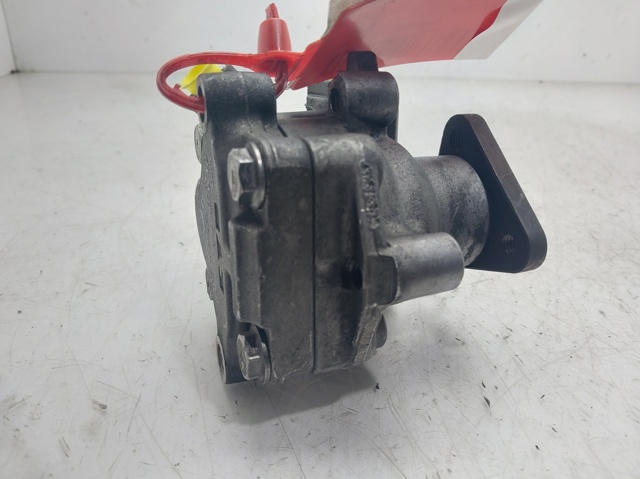 7L8422154ES VAG Bomba de dirección comprar Bilbao