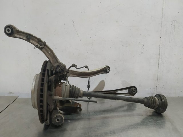 7L8505436 VAG Mangueta trasera derecha  en stock Gandía