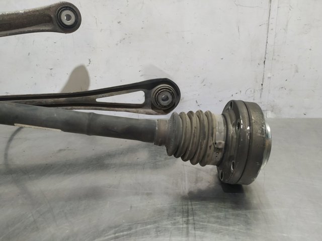 7L8505436 Mangueta trasera derecha  en stock Sabadell