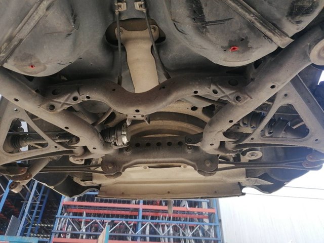 Subchasis trasero soporte motor 7L8599030F VAG/Audi