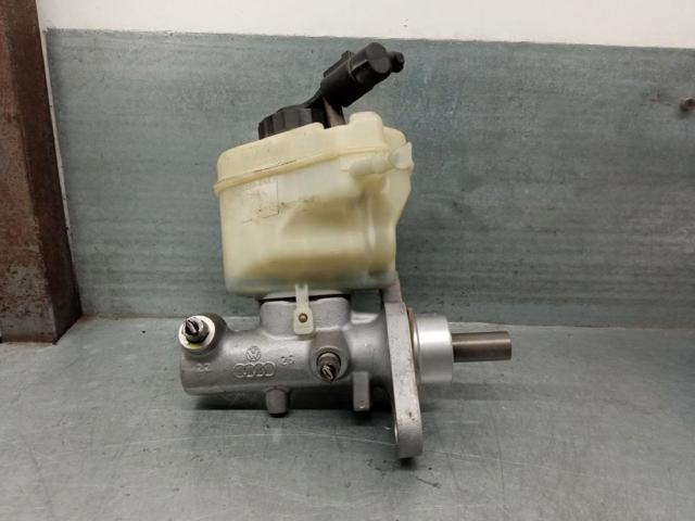 7L8611019 VAG/Audi