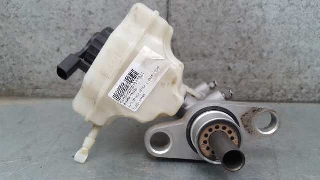 7L8611019F Cilindro principal de freno  disponible Málaga