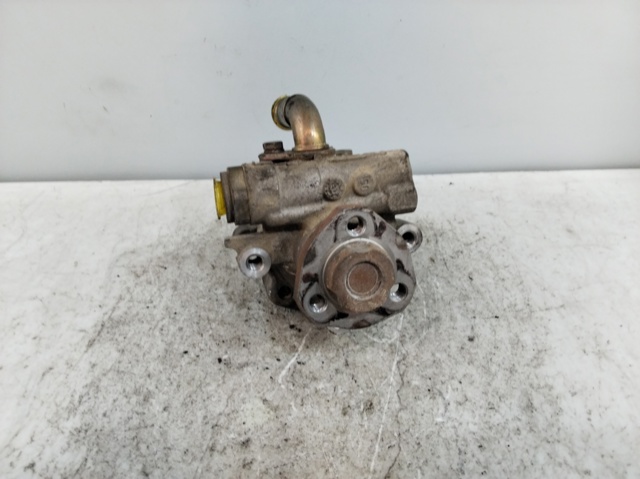 7M0145157AA Bomba de dirección asistida  comprar en Pontevedra