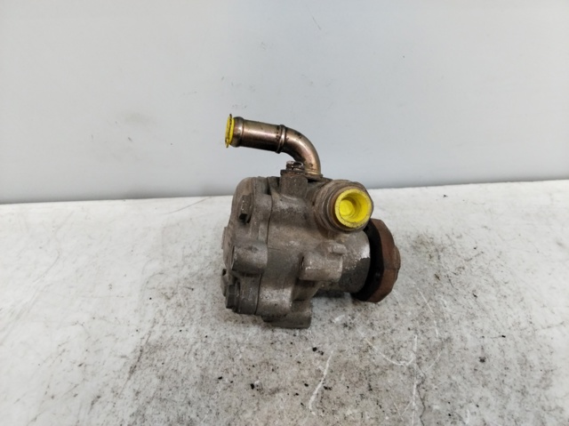 7M0145157AA VAG Bomba de dirección asistida  comprar en Lleida