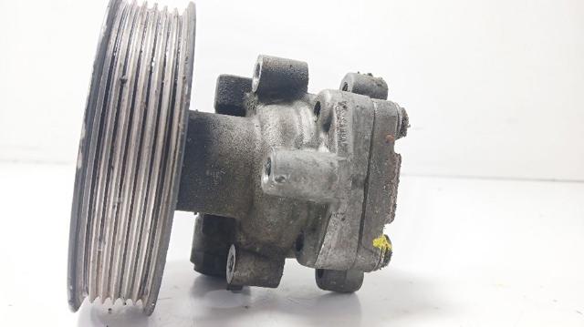 7M0145157AA Bomba de dirección comprar Sevilla