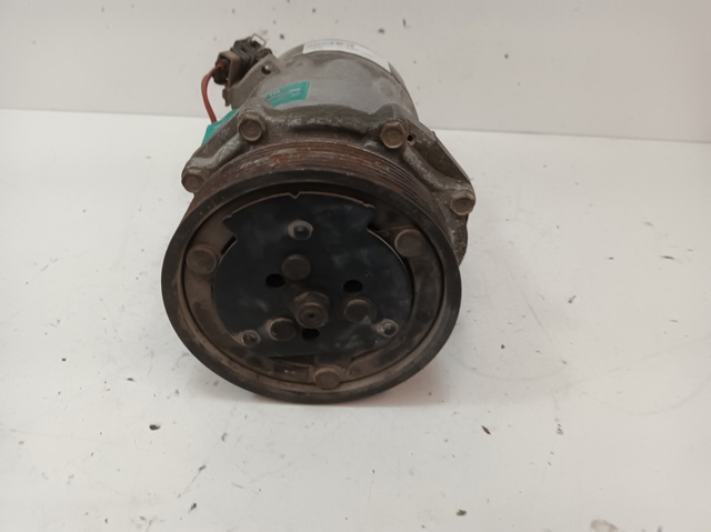 Compresor de ac 7M0820803C FORD
