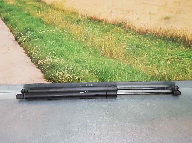 7M0827550G Amortiguador maletero  en stock Granada