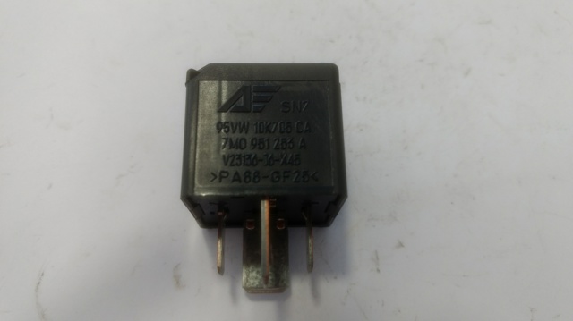 Relé, ventilador de habitáculo Audi Q7 4MB, 4MG, 4MQ