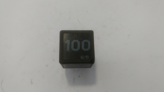 Relé, ventilador de habitáculo Audi Q7 4MB, 4MG, 4MQ