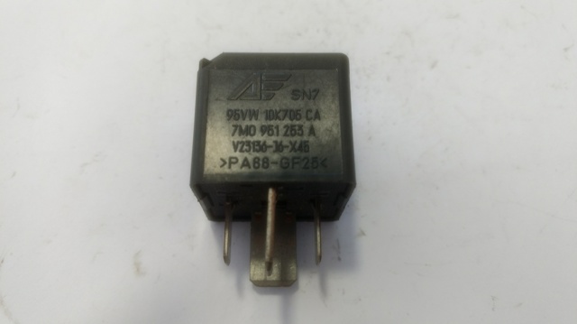 Relé, ventilador de habitáculo Audi Q7 4MB, 4MG, 4MQ