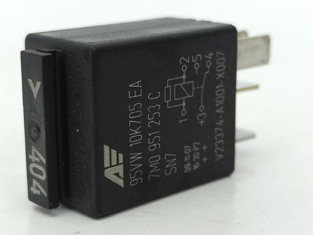 7M0951253C VAG Relé eléctrico multifuncional  en stock Córdoba