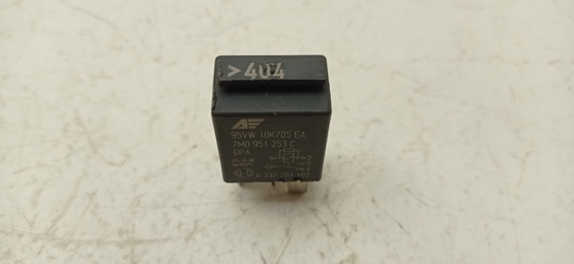 7M0951253C Relé eléctrico multifuncional  en stock Castellón
