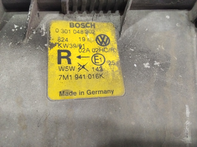 7M1941016K VAG Faro derecho  comprar en Oviedo