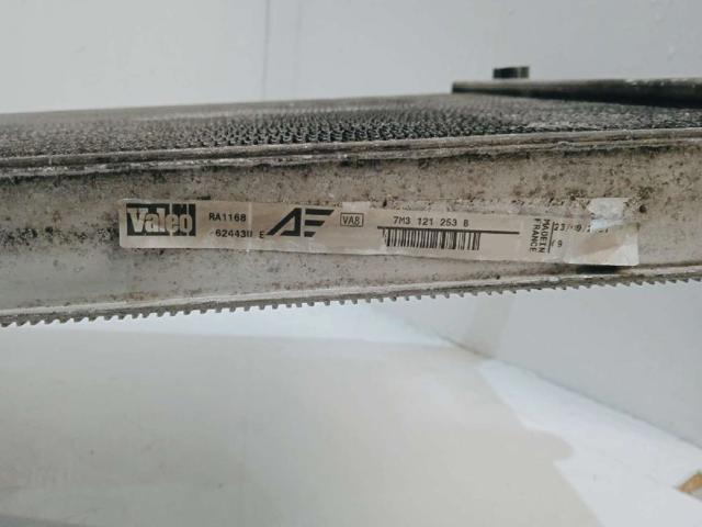 VAG 7M3121253B Radiador de refrigeración del motor  comprar en Ponferrada