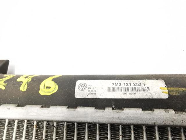 7M3121253F Radiador de refrigeración del motor  comprar en Zaragoza