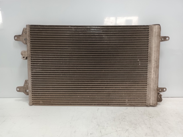 VAG 7M3820411E Condensador aire acondicionado comprar Barcelona