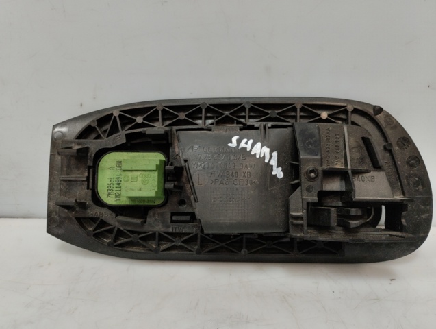 VAG 7M3837113B Manija interior de puerta trasera izquierda  en stock Salamanca