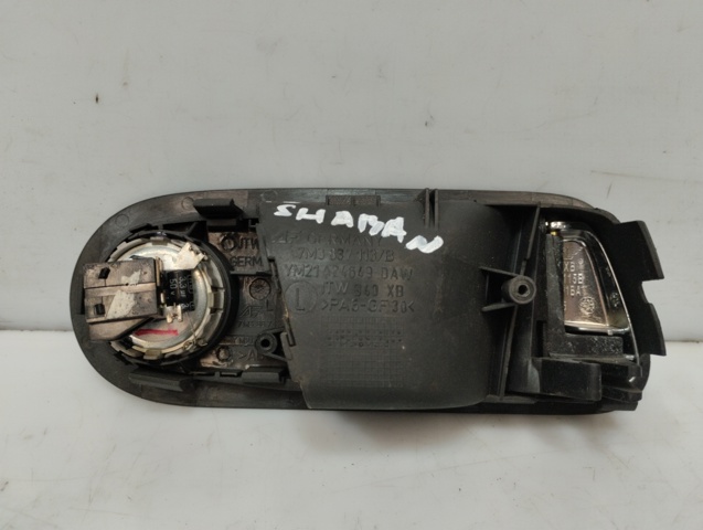 7M3837113B VAG Manija interior de puerta trasera izquierda  en stock Córdoba