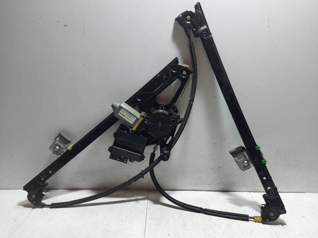 VAG 7M3959802 Motor del elevalunas de la puerta delantera derecha  en stock Salamanca