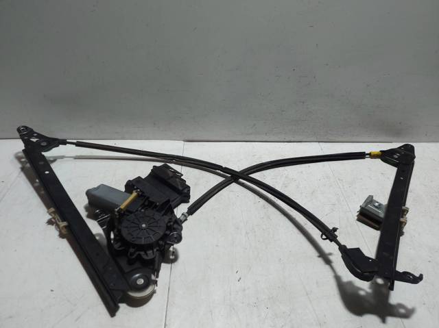 7M3959811 VAG Motor del elevalunas de la puerta trasera izquierda  disponible Vigo