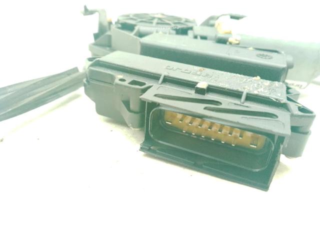 VAG 7M3959811 Motor del elevalunas de la puerta trasera izquierda comprar Pamplona