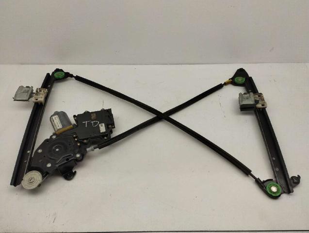7M3959812 Motor del elevalunas de la puerta trasera derecha comprar Almería