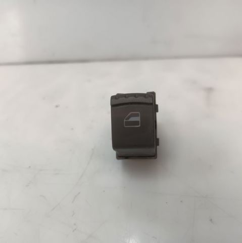 7M3959855 Botón de encendido del motor del elevalunas delantero derecho  disponible Burgos