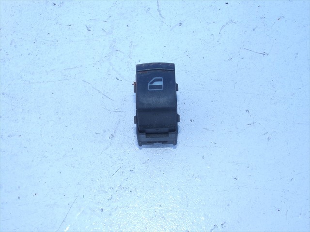 7M3959855 VAG Botón de encendido del motor del elevalunas delantero derecho  disponible Vigo