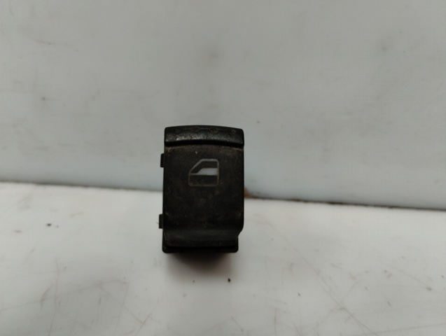 VAG 7M3959855 Botón de encendido del motor del elevalunas delantero derecho  disponible Valladolid