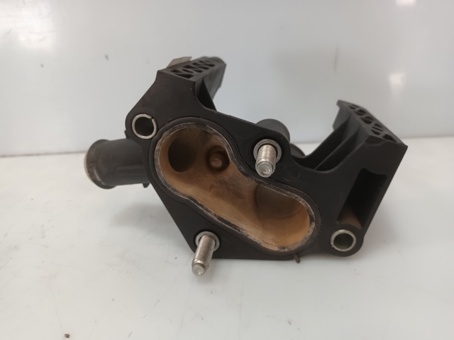 7M5G8K556AC Ford