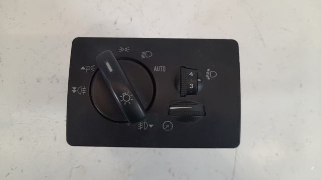 7M5T13A024CA Interruptor de luces en el tablero  comprar en Pontevedra