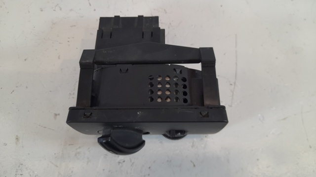 FORD 7M5T13A024CA Interruptor de luces en el tablero  disponible Valladolid