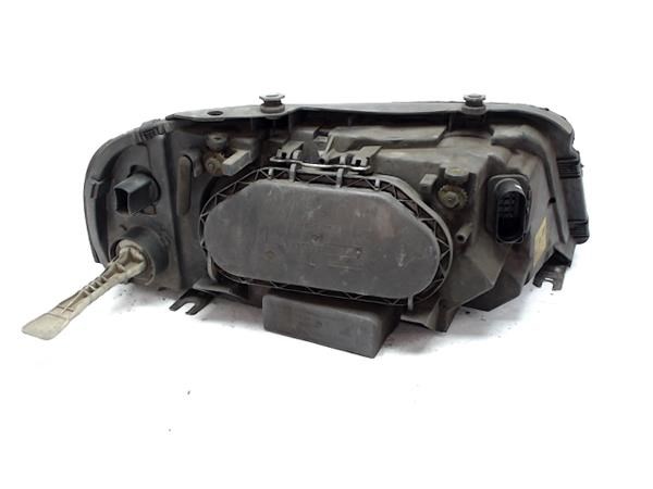 7M7941015N Faro izquierdo  en stock Sabadell