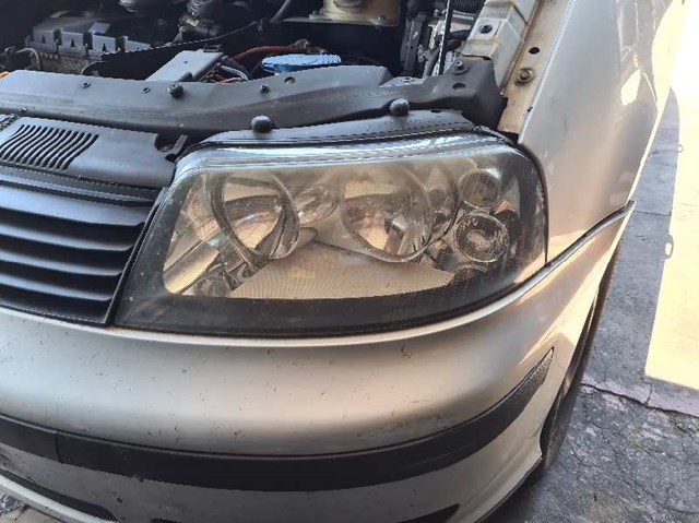 7M7941015N VAG