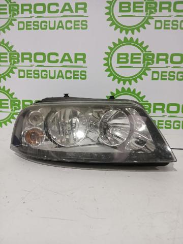 7M7941016M VAG Faro derecho  en stock Gandía
